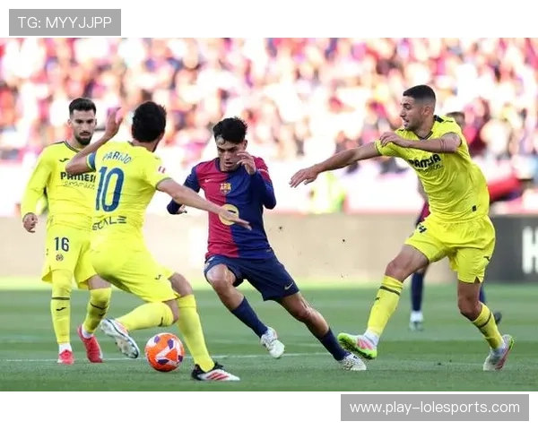 阿约塞·佩雷斯连续三场助攻,黄潜战术配合撕破巴萨防线